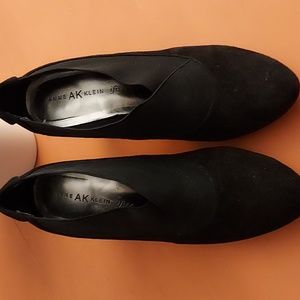 Anne Klein black suede heels. 10